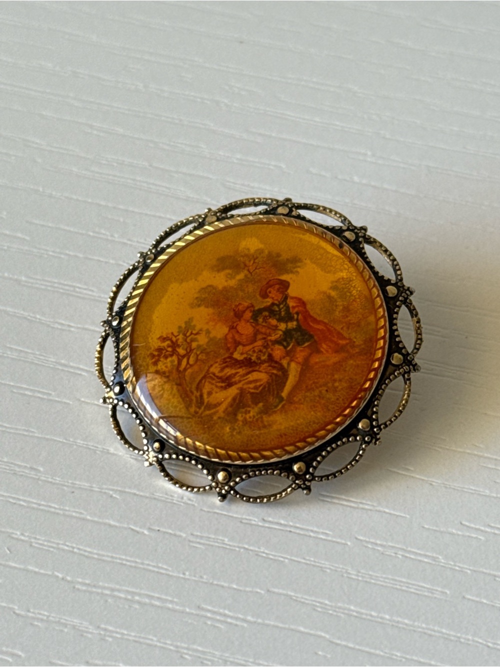 Vintage Cameo Style Brooch 1.5” Gold Tone Romantic Scene